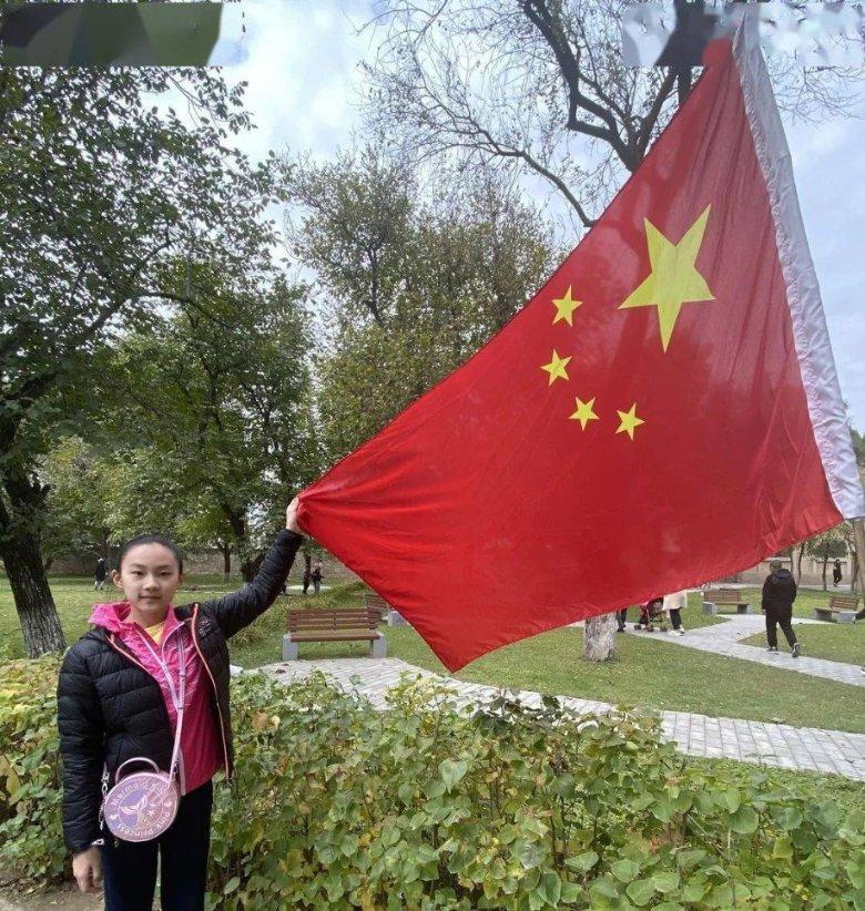 探讨交流尽在想要美丽的度过这个春天,今年哪些上衣,百搭时髦还很保暖呢?